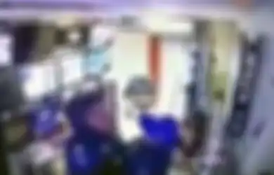 Aksi Tak Senonoh 2 Oknum Polisi Terekam CCTV, Nekat Lakukan Hubungan Intim Saat Kantor Sedang Sepi, Begini Nasibnya Sekarang