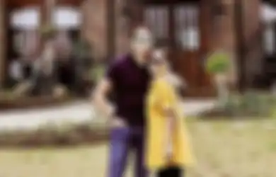 Niat Hati Pamer Kemesraan dengan Reino Barack, Syahrini Justru Dihujat Netizen gegara Dianggap Bongkar Kebodohannya Sendiri: Sepintar-pintarnya Menyimpa Ketahuan Juga