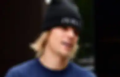 Justin Bieber Minta Foto Sakitnya Nggak Tersebar Lagi di Internet, Banyak Fotonya yang Bagus Kok!