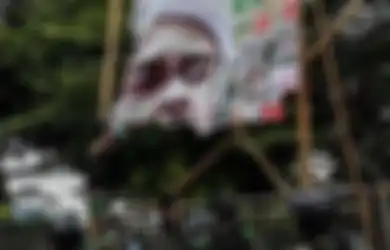 Pangdam Jaya Copoti Baliho Rizieq Shihab dan Ancam Pembubaran, FPI: Kok Nggak Ada Sanksi, Padahal Anggota TNI yang Komen Soal HRS Dibui 