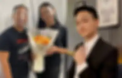 Azka Corbuzier Tiba-tiba Unfollow Instagram Kalina Oktarani Usai Curhat Pilu Soal Hubungan Baru Sang Ibunda: Maaf Aku Tidak Bisa Menyenangkan Seperti Mereka