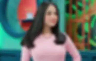 Bak Pinang Dibelah Dua, 5 Seleb Wanita Indonesia Ini Miliki Paras Layaknya Sodara Kembar dengan Idol Korea, Salah Satunya Ayu Ting Ting!