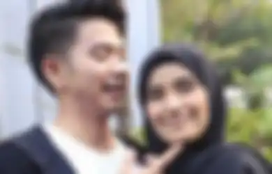Sengaja Pamer Foto Perut Buncit, Nadya Mustika Banjir Komentar Usai Sang Suami Akui Tak Hadir di Acara Syukuran Karena Alasan Ini