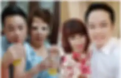 Ngotot Pengen Punya Pasangan Berondong, Nenek 62 Tahun Ini Rela Gelontorkan Uang Puluhan Juta untuk Permak Tubuhnya, Inilah Penampakannya Usai Oplas