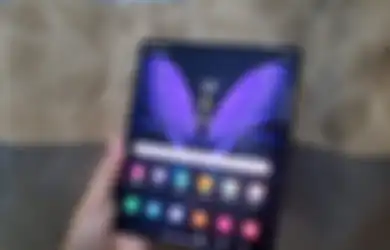 Rumor Samsung Galaxy Z Fold3 Hadir Dengan Kamera di Bawah Layar