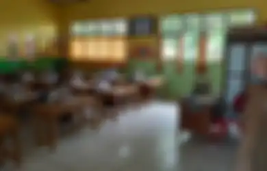Sebutkan Contoh Pengamalan Sila ke-5 di Sekolah yang Anda Tahu?