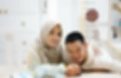 Ambil Tisu dan Seketika Bersihkan Lantai, Citra Kirana Akui Kesal dengan Perlakuan Suami yang Tumpahkan ASI, ‘Sumpah Nyebelin Banget’