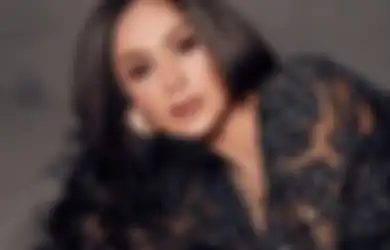 Pamer Foto Close Up Bareng Krisdayanti, Unggahan Yuni Shara Banjir Pujian Netizen, Awet Muda Meski Usianya Hampir Setengah Abad
