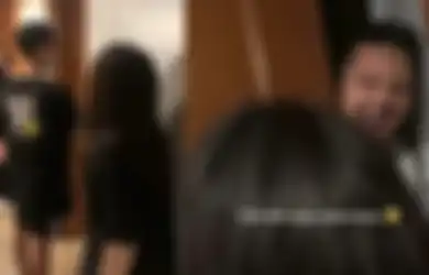 Video Keluarga Gangguin Pengantin Malam Pertama Viral, Netizen: Meresahkan ya..