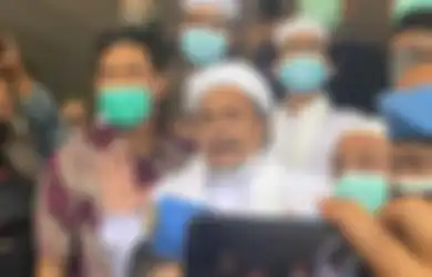 Foto Surat Buat Keluarga Habib Rizieq Tersebar Luas, Anak Buah Prabowo Siap Jadi Jaminan Penangguhan Penahanan Imam Besar FPI