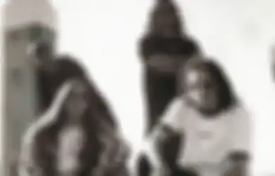 Grey Daze Kembali Rilis EP dengan Vokal Chester Bennington Awal 2021