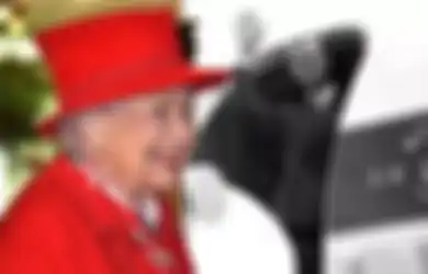 Lucunya, Ketika Ratu Elizabeth Suruh Semua Orang Pakai ‘Jenggot Palsu’ Setelah Pangeran Philip Bepergian Sendirian