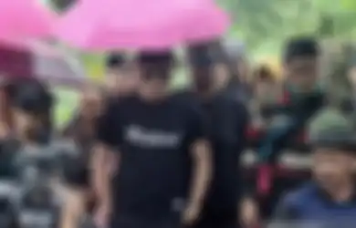 Disebut Gila Harta Hingga Cuma Jadi Tukang Pijat di Amerika, Teddy Diminta Lakukan Ini Demi Sang Anak, Jalan Damai dengan Rizky Febian?