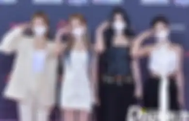 Kenakan Outfit dari Brand Dunia, Stylist aespa Justru Dikritik Saat 'KBS Gayo Daechukje 2020'