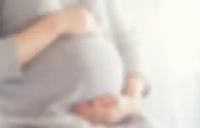 Siapkan 7 Barang Penting Ini Sebelum Para Calon Ibu Melahirkan, Rak Obat Salah Satu yang Dibutuhkan