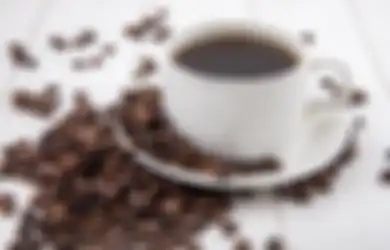 Tak Banyak yang Sadar, Rutin Minum Kopi Hitam Setiap Hari Ternyata Bisa Datangkan 5 Manfaat Ini, Mulai dari Turunkan Risiko Penyakit Mematikan Hingga Tingkatkan Kesehatan Mental!