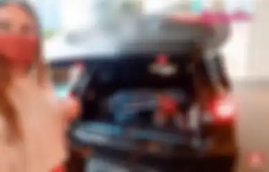 Luna Maya Beli Mobil Baru Seharga Rp 2,2 Miliar, Ayu Dewi: Cuma Satu yang Gak Dia Punya