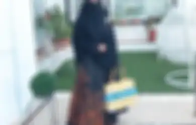 Biasanya Tak Banyak Komentar, Umi Pipik Mendadak Geram Hingga Balas Komentar Julid Warganet yang Berani Sentil Unggahannya: Cowok Kenapa Ribet Kayak Cewek!
