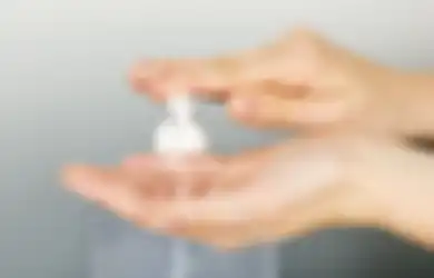 Bisa Timbulkan Efek Samping jika Digunakan Tidak Tepat, Begini Saran Dokter tentang Pemakaian Hand Sanitizer di Saat Pandemi