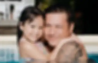 Sambut Tahun Baru Bersama Putri Kesayangannya Gempi, Gading Marten: 2020 Bukan Tahun yang Mudah Dilewati