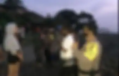 Mau Ngerayain Malam Tahun Baru di Pantai Bali, Sekelompok Bule Dibubarkan Paksa Oleh Aparat