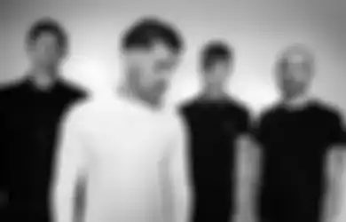 AFI Rilis 2 Single, 'Dulcería' dan 'Far Too Near' untuk Album 'Bodies'