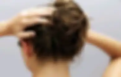 Bikin Rambut Rusak! 4 Kesalahan Mengikat Rambut yang Sebaiknya Enggak Kita Ulangi