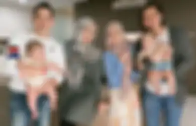 Dikira Anak Kembar, Potret Senderan ala Anak Citra Kirana dan Cut Meyriska Diserbu Netizen