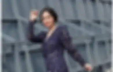 Tissa Biani Posting Foto Lily Collins, Mami Mulan: Kembaran Kamu ya?