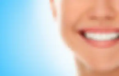4 Penyebab Smile Lines Muncul di Usia Muda. Bikin Terlihat Tua!