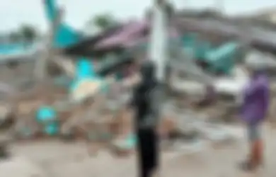 Nasi Sudah Jadi Bubur, Warga Mamuju Ungkap Alasan Ini Usai Foto Jenazah Korban Gempa Majene Disalatkan Hanya Pakai Daun Pisang Jadi Viral 