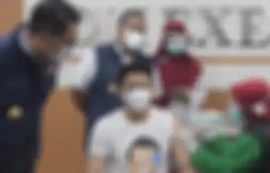 Siapa Sangka, Rakyat Malaysia Ternyata Iri dengan Indonesia Karena Laksanakan Vaksinasi Corona Duluan, Warganet Negeri Jiran: Menteri pun Gila Sudah!