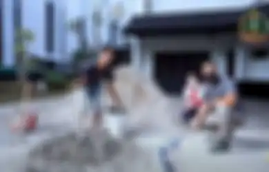 Perhatiannya Langsung Terfokus, Tindakan KSAD Andika Perkasa ke Kaki Sandi Rihata Kuli Bangunan Jadi Sorotan, Netizen: Masya Allah!