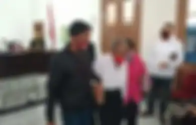 Perlancar Gugatan Harta Warisan Ayahnya, Pengacara Ini Kena Karma Instan Mendadak Meninggal Dunia Usai Sidang