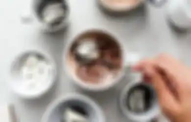 Resep Hot Choco Bomb yang Bisa Naikin Mood Kita Secara Instan!
