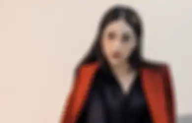 Rela Jauh-jauh Temani Balapan ke Bahrain dan Umbar Foto Mesra Berdua di Area Sirkuit, Anya Geraldine dan Sean Gelael Pacaran?