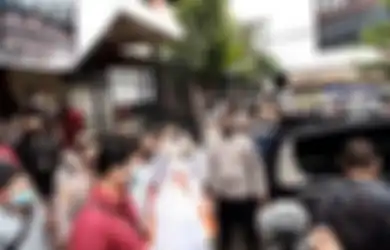 Foto Terduga Teroris di Sidang Habib Rizieq Beredar, Klarifikasi Munaman Jadi Sorotan, Netizen: Tangkap Oknum Berjubah Agama!