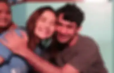 Bukan Sekedar Peran, Prilly Latuconsina Ngaku Sayang Reza Rahadian!