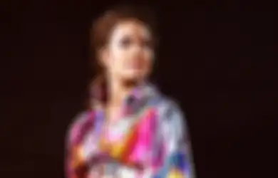 Unggah Foto Perlihatkan Perut, Halsey Tiba-tiba Umumkan Hamil!