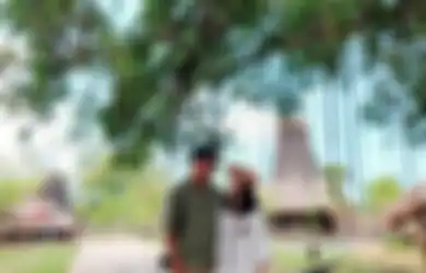 Pantas Saja Sukses Bikin Klepek-klepek Ibnu Jamil, Ririn Ekawati Tampil Glowing Walau Lesehan dan Ngulek di Lantai Dapur, ‘Udah Cantik, Pinter di Dapur’