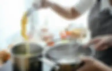 Air Rebusan Mi Instan Sering Dibuang karena Disinyalir Bikin Cepat Mati Muda Gara-gara Tak Sehat, Begini Penjelasan Pakar