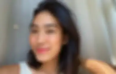 Tiba-tiba Handphone Rusak, Alika Panik Enggak Bisa Buka Instagram