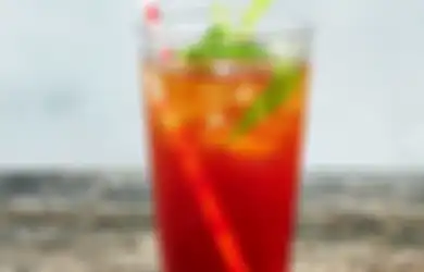 4 Bahaya Ini Mengintai Kalau Sering Minum Es saat Cuaca Panas!