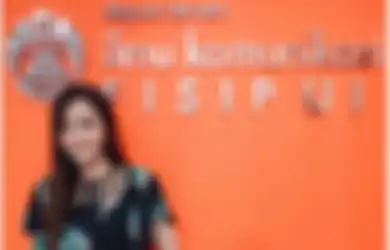 Makin Buat Wanita Lain Iri Bukan Main, Sudah Cantik dan Kaya Raya dari Kerajaan Bisnisnya, Maia Estianty Buktikan Kehebatan Otaknya dengan Ngajar Jadi Dosen di UI, Netizen: Ayu, Pinter, Berdarah Biru!