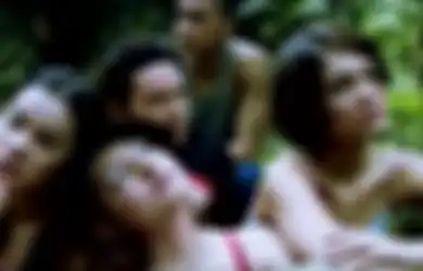 Sebelum Beken, 7 Seleb Ini Pernah Jadi Bintang Video Klip Band