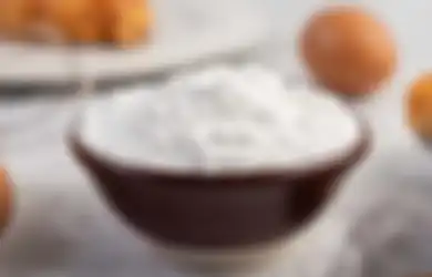 Ternyata Tepung Terigu Bisa Angkat Minyak Bandel di Kompor, Nyesal Baru Tahu Sekarang!