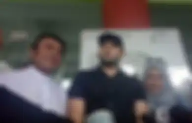 Selama Ini Digadang-gadang Jadi Anak Emas Namun Sering Kecewakan, Rhoma Irama Blak-blakan 'Angkat Tangan' Urusi Kasus Teranyar Ridho Rhoma, Sang Raja Dangdut: Silahkan Atasi Sendiri