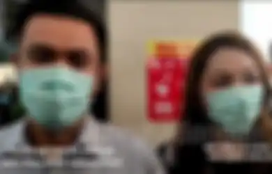 Dituduh Beri Uang ke Angel Sepang untuk Gugurkan Kandungan, James Arthur Kojongian Justru Dapat Dukungan Penuh dari Sang Istri Agar Buat Laporan ke Polisi, Michaela: Saya Sudah Tahu...
