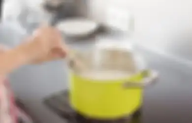 Keren, Ternyata Ini 4 Manfaat Memasak Bagi Kesehatan Mental!