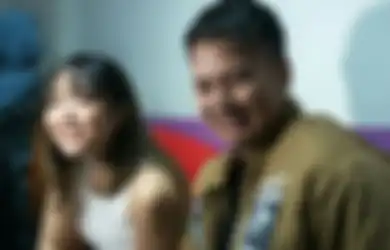 Tampil Anggun dalam Balutan Dress Merah Saat Rayakan Imlek Bareng Wijin, Gisella Anastasia Buat Netizen Salah Fokus Gegara Perubahan di Wajah Cantiknya: Kok Kayak...